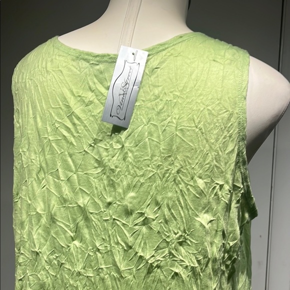 Vine Street Apparel Asymmetrical Green Tunic with Ruffles - Picture 7 of 16